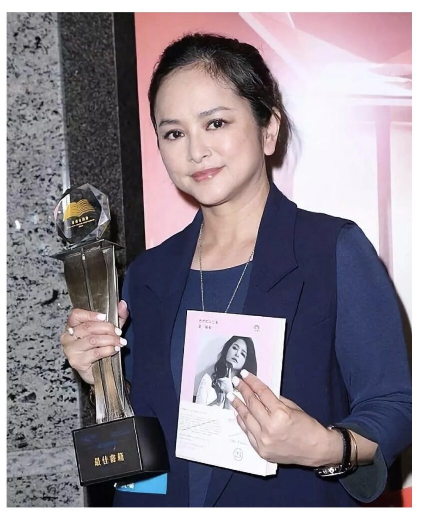 This image has an empty alt attribute; its file name is IMG_2599-863x1024.jpeg